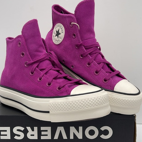 Converse WMNS CTAS LIFT HI
QUANTUM VIOLET/EGRET/BLACK A11143C Platforms Sneakers - Picture 6 of 16